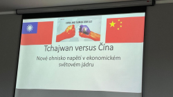 Přednáška Tchajwan versus Čína profesora Vladimíra Baara