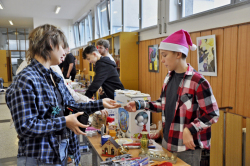 Studenti kvinty představili úspěšný projekt Blešák v živém vysílání pořadu Dobré ráno České televize