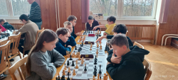 Okresní kolo přeboru škol v šachu družstev