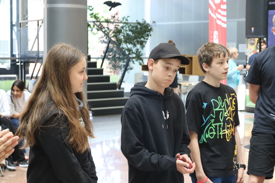 Roboti ve Zlíně zabodovali: tým Python se probojoval do finále VEX IQ Czech Open