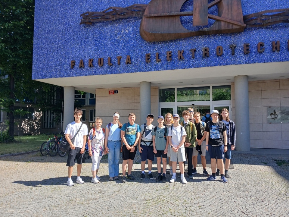Velký úspěch na celostátním finále Eurorebusu: Naše gymnázium je 4. nejlepší v republice!